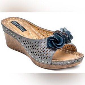 Good Choice Juliet Grey & Navy Blue Flower Slide Mule Size 9